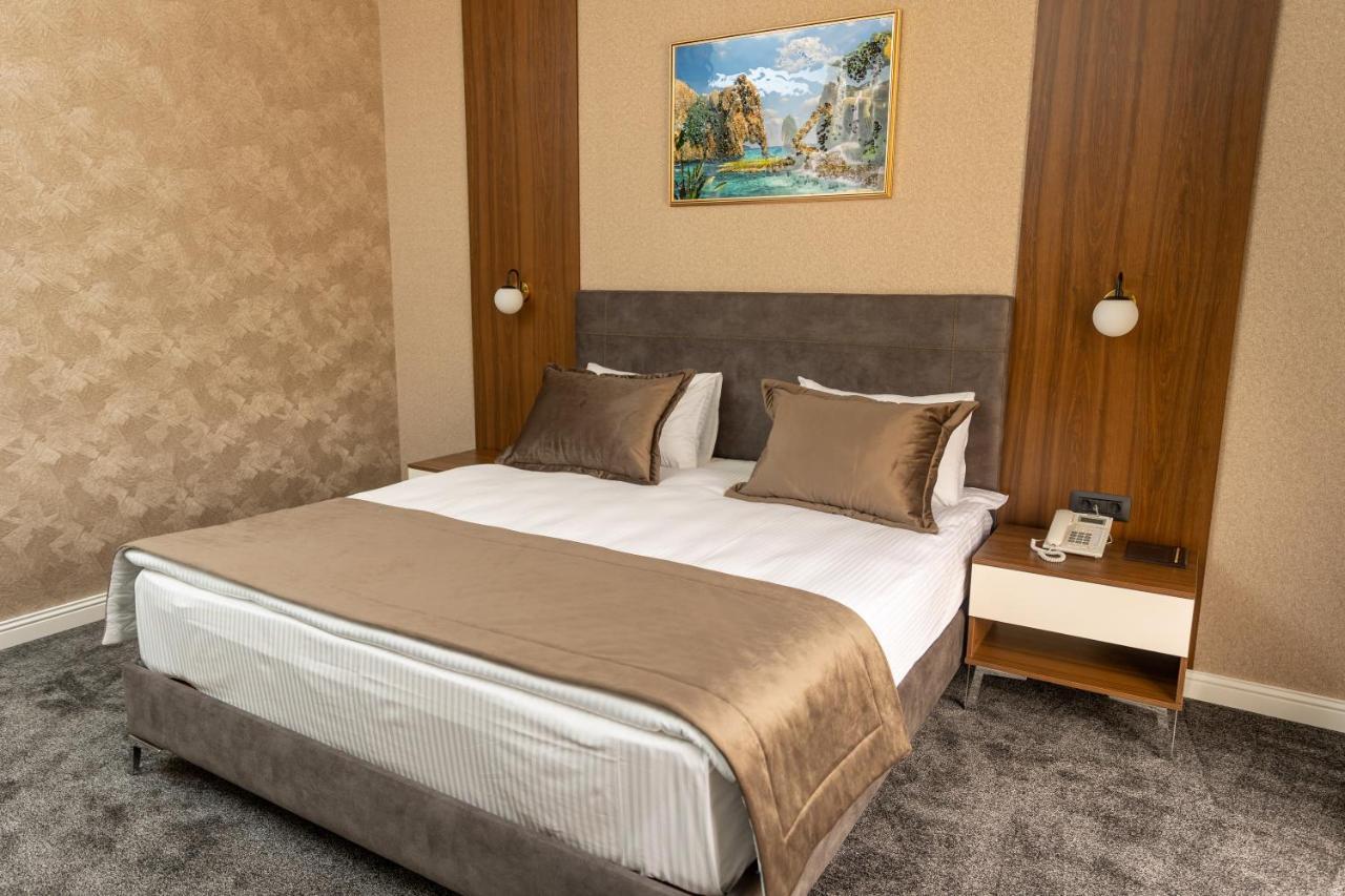 Leon Hotel Spa Ganja Extérieur photo
