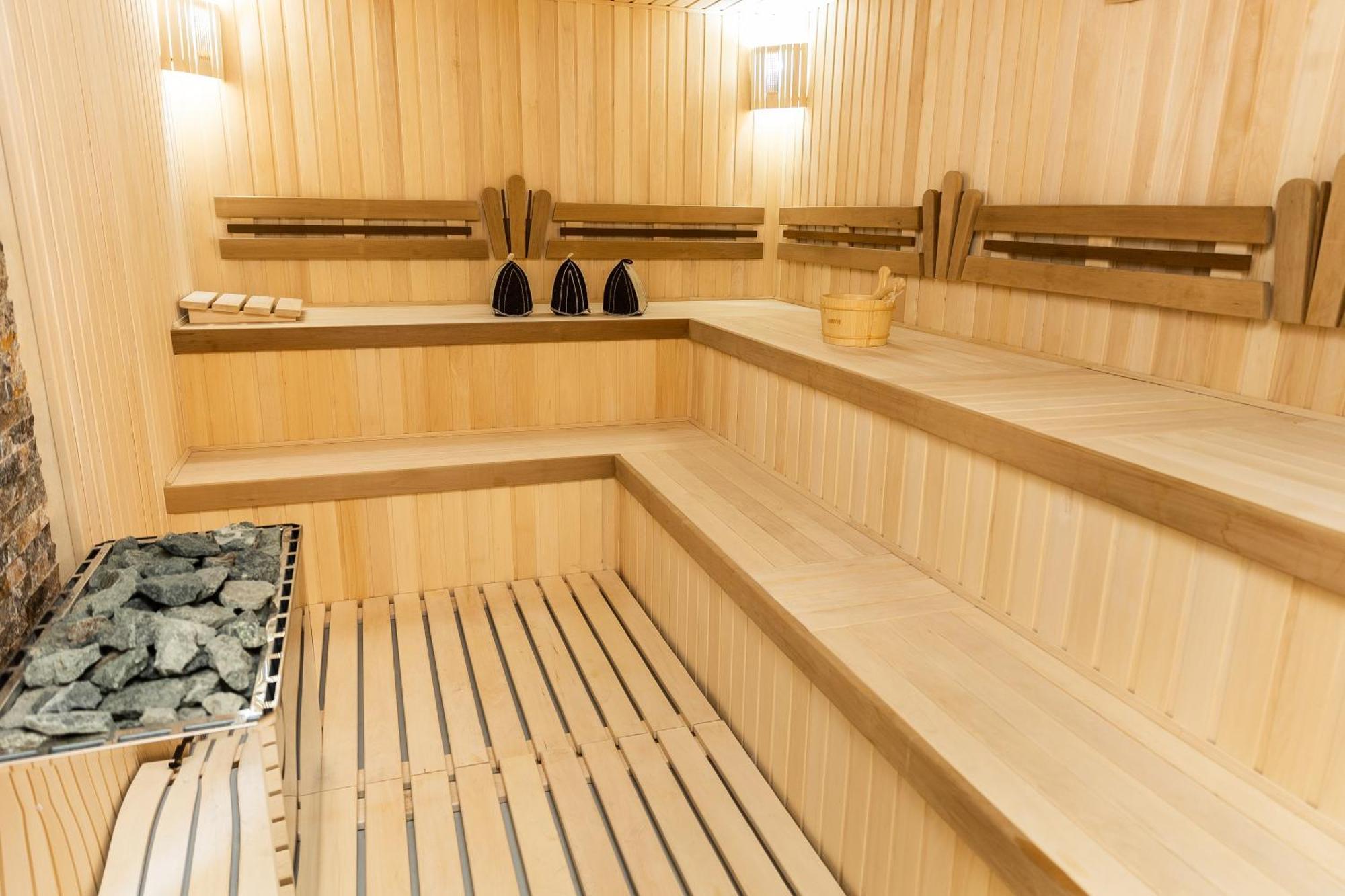 Leon Hotel Spa Ganja Extérieur photo